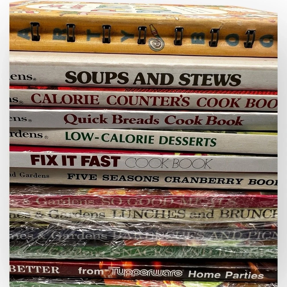 Lot 15 Vtg‎ Cookbooks Incl Betty Crocker Party Book 1st Ed + Better Homes Tupper